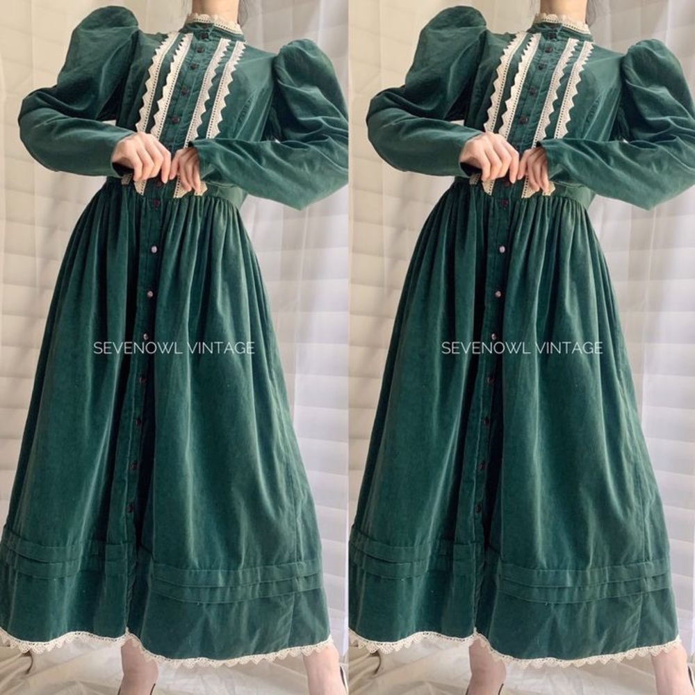vintage gunne sax long sleeve velvet dress dark green medium lacey ren faire